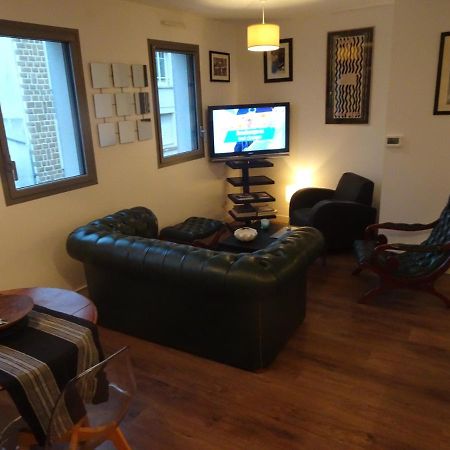 Appartement Calme En Plein Centre Ville Granville Ngoại thất bức ảnh