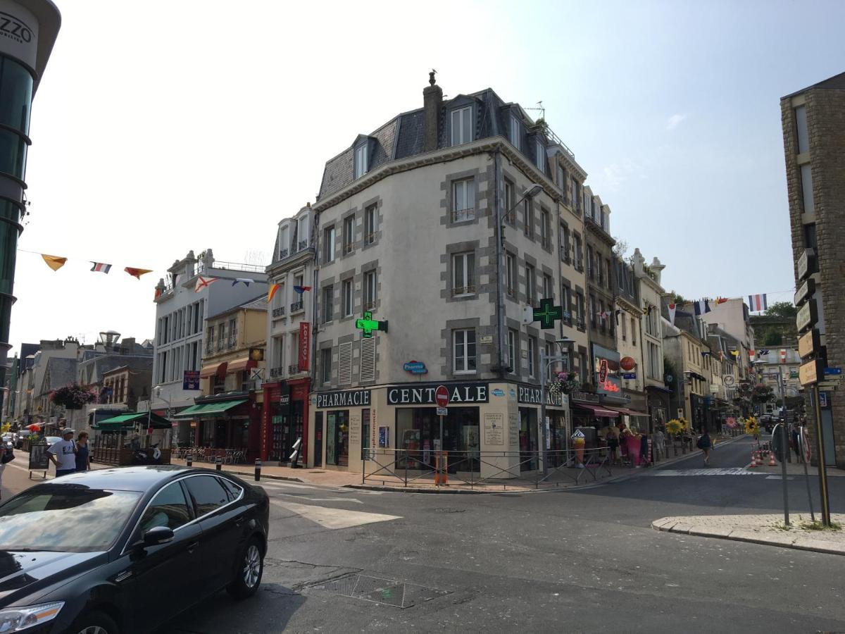 Appartement Calme En Plein Centre Ville Granville Ngoại thất bức ảnh